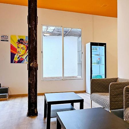 Arc House Pop Art Hostel Мадрид Екстериор снимка