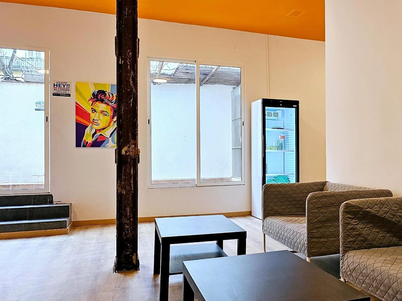 Arc House Pop Art Hostel Мадрид Екстериор снимка
