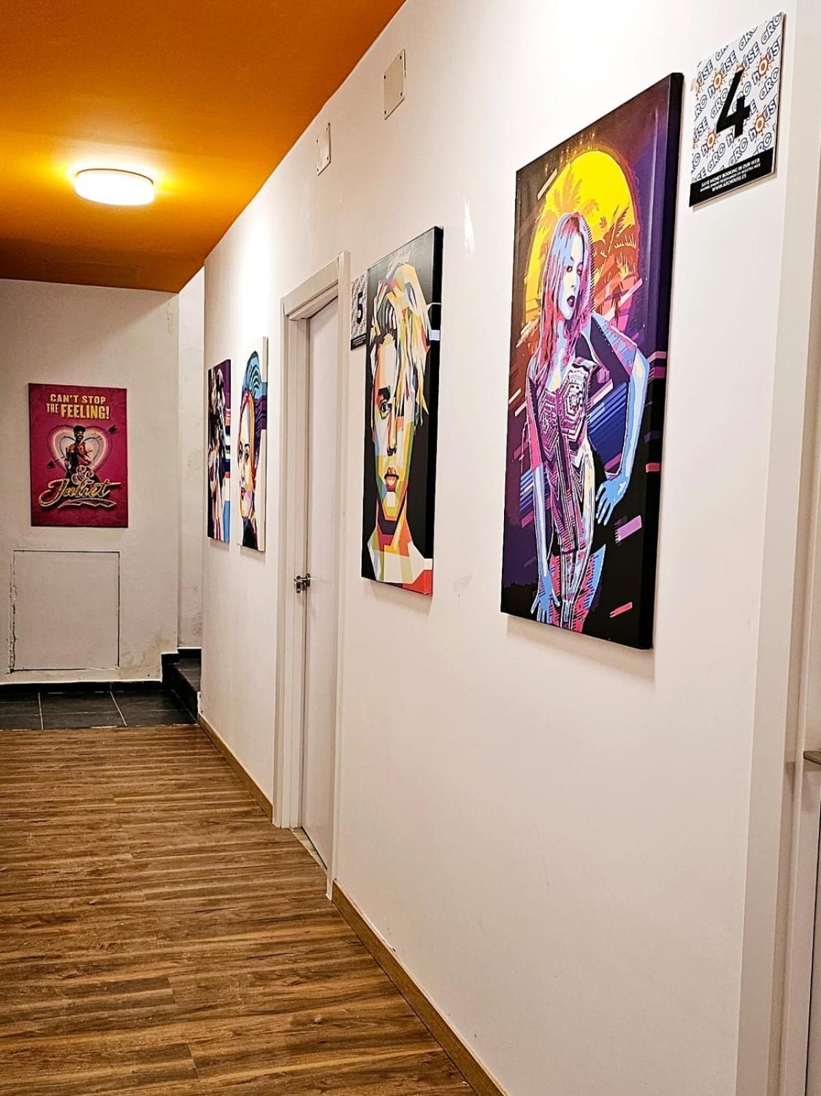 Arc House Pop Art Hostel Мадрид Екстериор снимка
